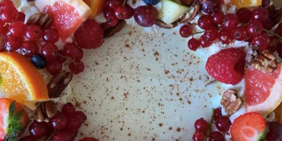 MonChoutaart met fruitkrans